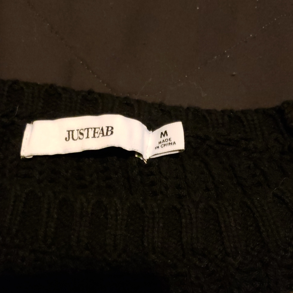 Sweater - Picture 3 of 4